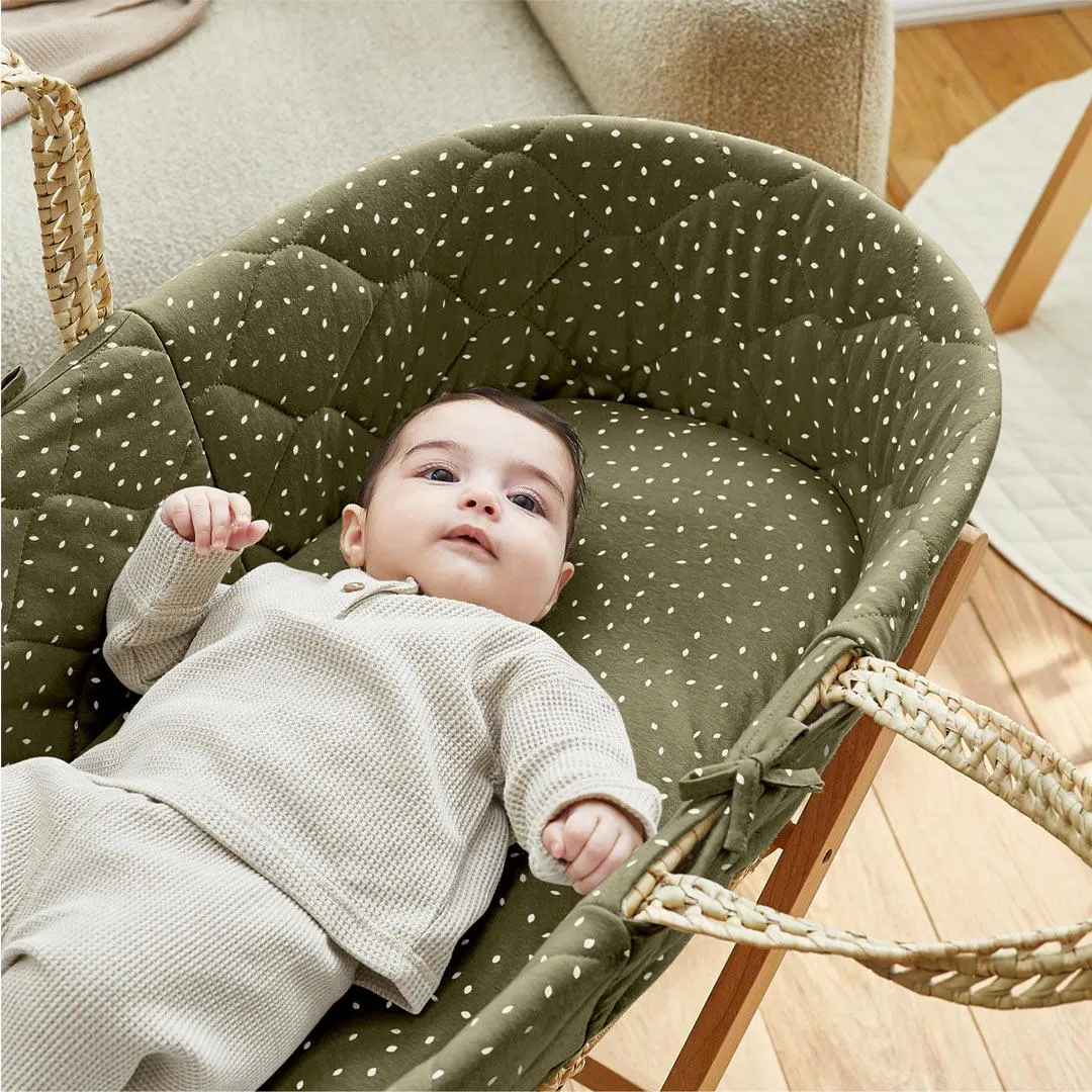 The Little Green Sheep Natural Quilted Moses Basket - Mattress   Static Stand