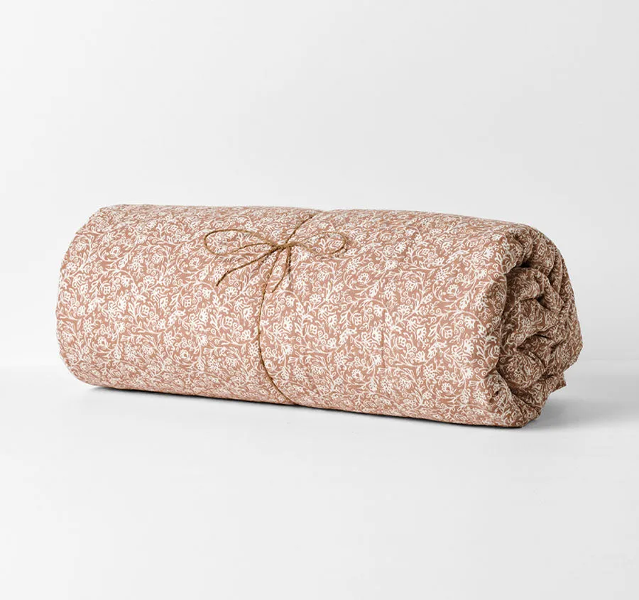 Varanasi Coverlet Hazelnut